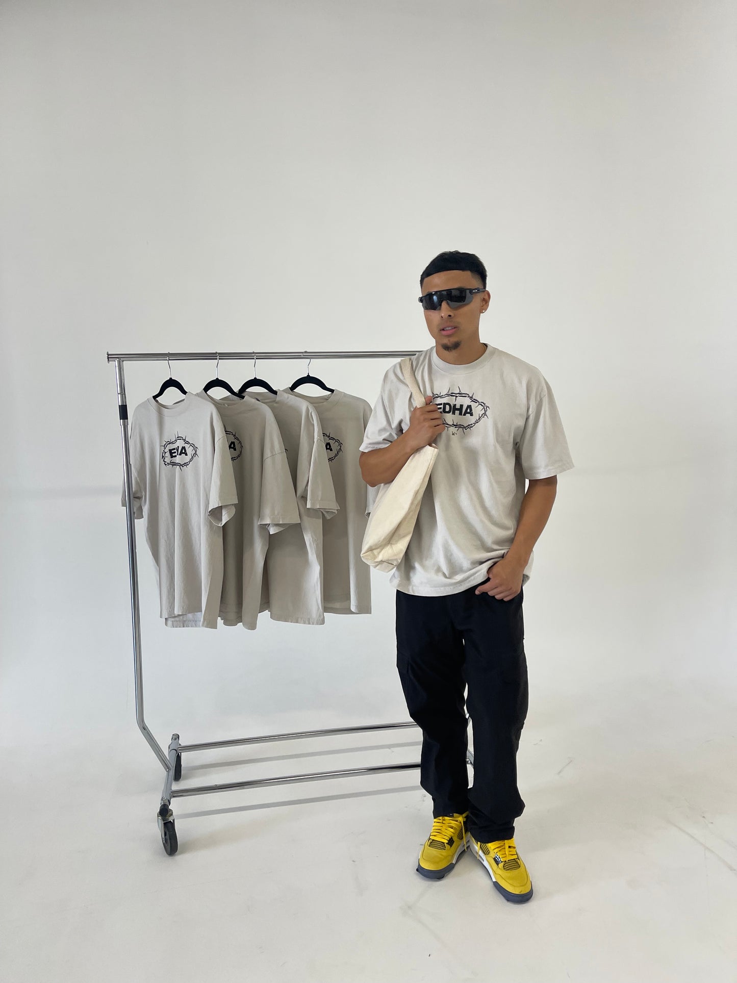 THORN, CEMENT T-SHIRT